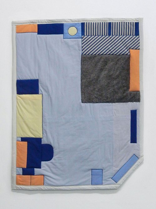 CChambre (Marcel Sembat), 2020 Draps, fausse fourrure, ouate, fil, 138 x 106 cm