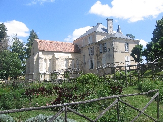 Réfectoire des moines et château