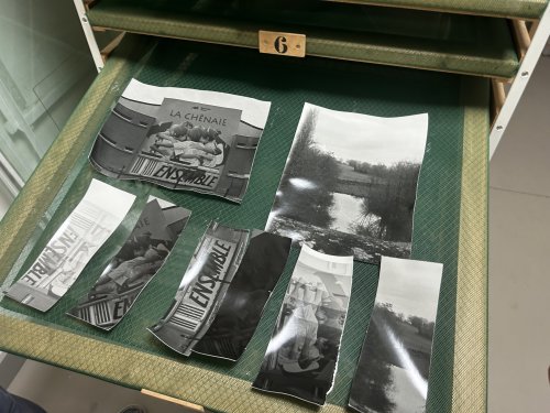 photos_des_eleves_tirees_et_installees_dans_le_sechoir_du_labo_photo_de_la_villa_perochon_de_niort