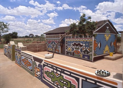 ndebele-hemis_cp59xb-768x551
