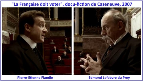 Photographies extraites du film "La Française doit voter"