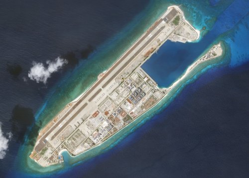 Le récif de Fiery Cross dans les îles Spratleys en mer de Chine méridionale Le récif de Fiery Cross dans les îles Spratleys en mer de Chine méridionale