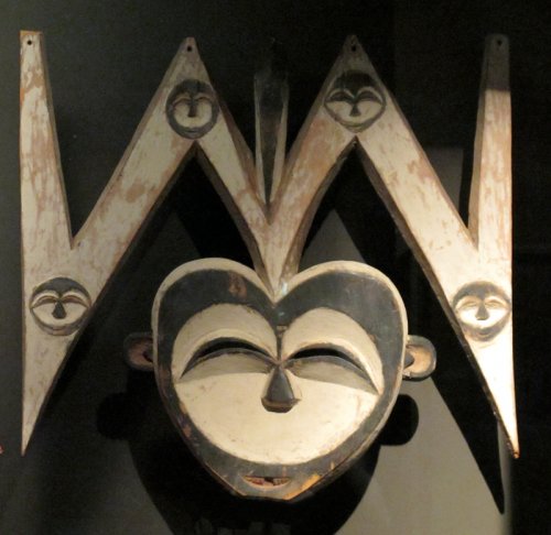 Masque kwele du Gabon