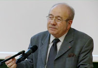 Professeur Roger Gil